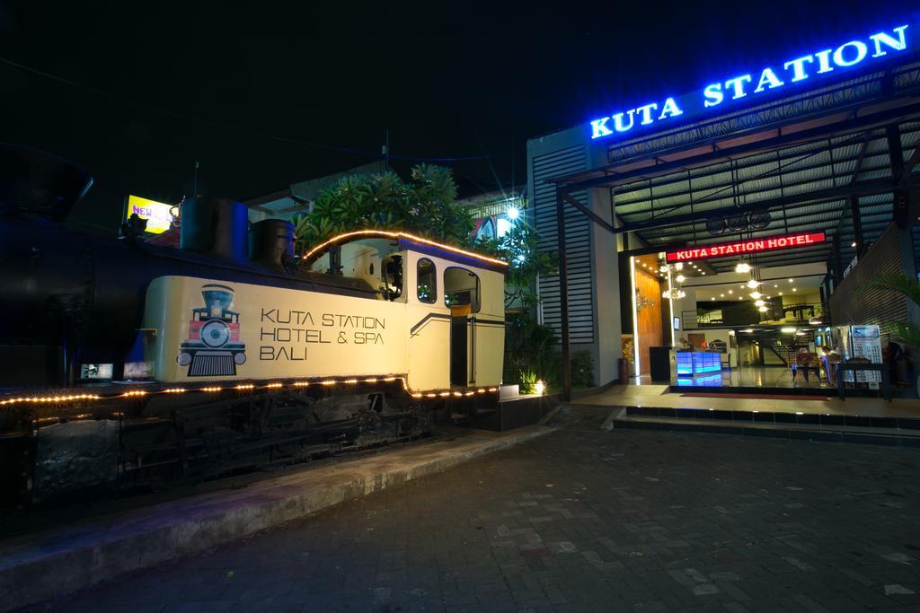 Kuta Station Hotel And Spa Bali Exterior foto