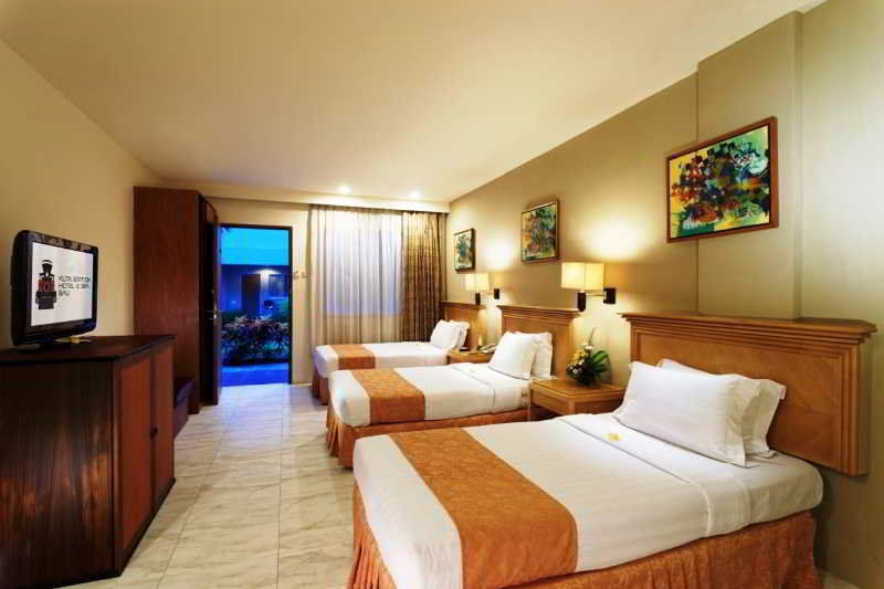 Kuta Station Hotel And Spa Bali Exterior foto