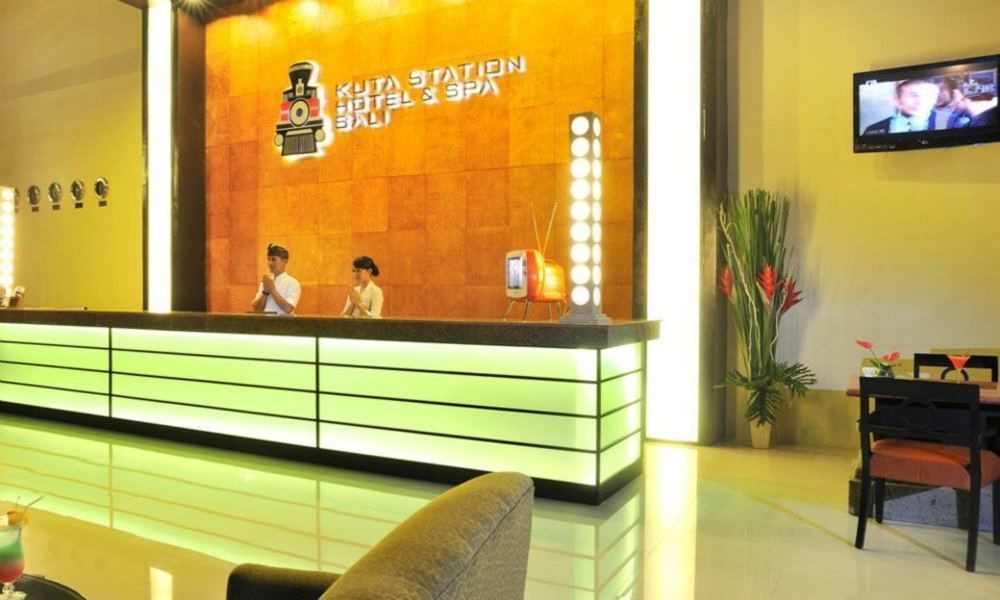 Kuta Station Hotel And Spa Bali Exterior foto