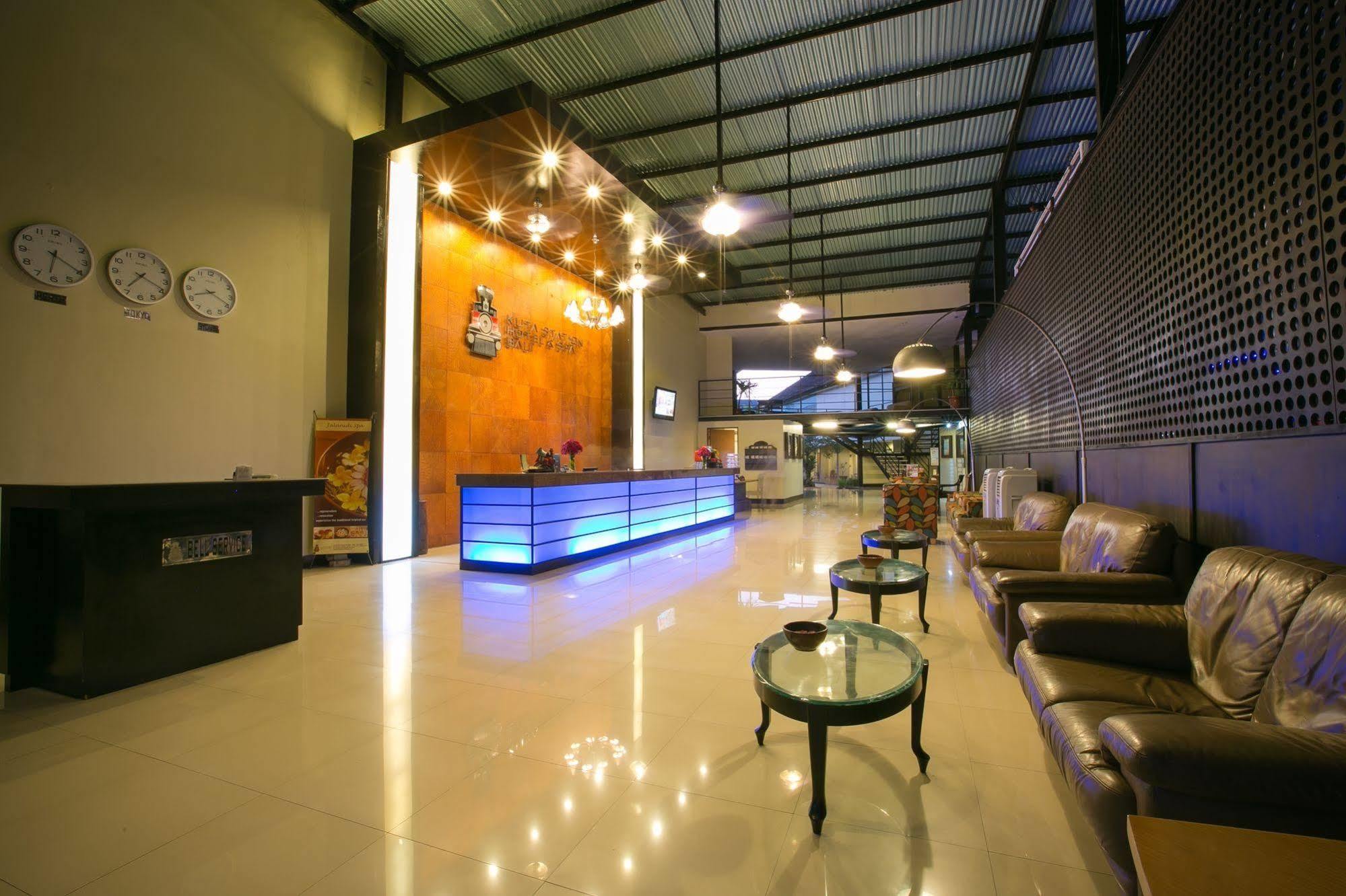Kuta Station Hotel And Spa Bali Exterior foto